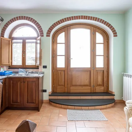 Apartamento Bright Flat With Private Parking! Lucca