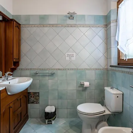 Apartamento Bright Flat With Private Parking! *